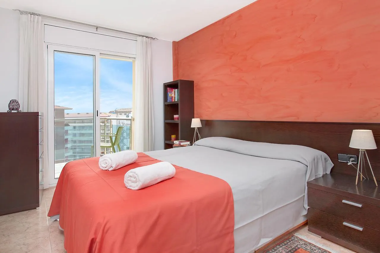 Europa Square Apartment 圣苏珊娜